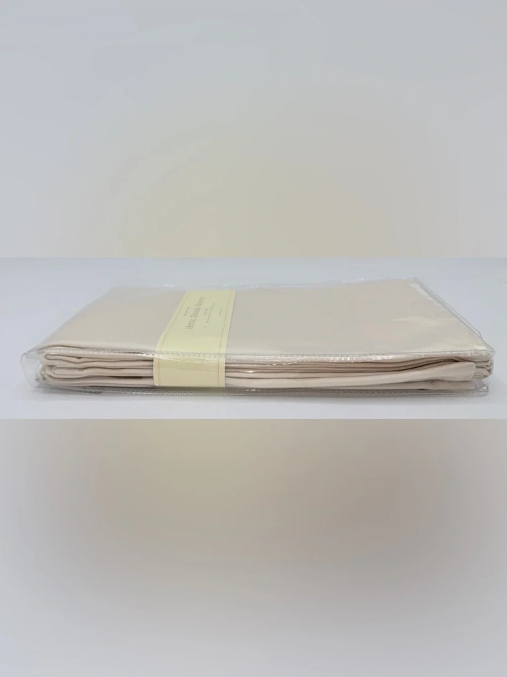 Williams Sonoma Hotel Dinner Napkins set 4 Ivory 20”x20 Cloth Cotton Dining NEW